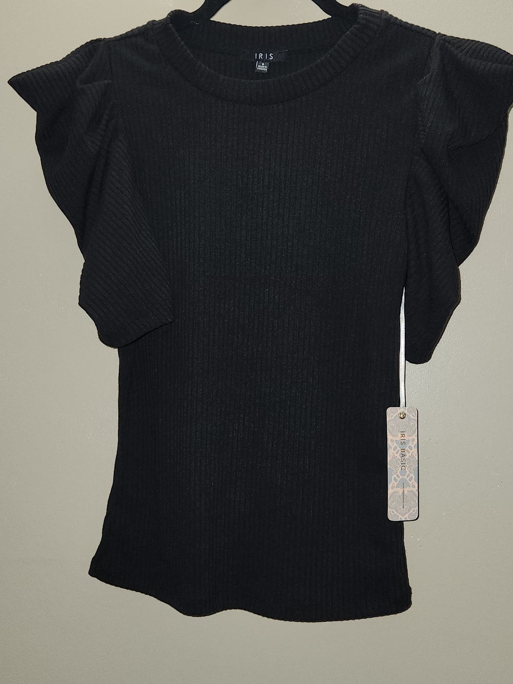 iris Black Ribbed Puff-Sleeve Short Sleeve Top